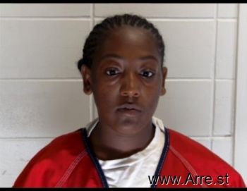 Kierra Shardae Wallace Mugshot