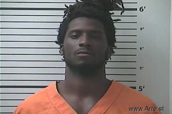 Kiesten Issiah Davis Mugshot