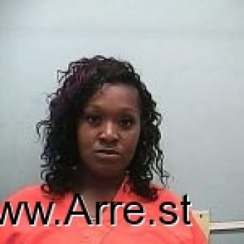 Lakeisha Jeshae Holmes Mugshot