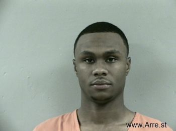 Laquintic Kenyatta Brown Mugshot