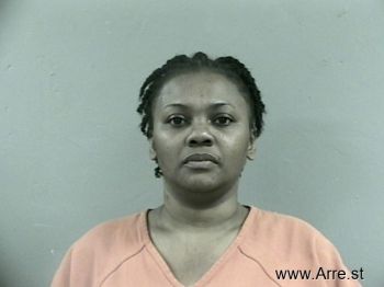 Latasha Shontay Leonard Mugshot