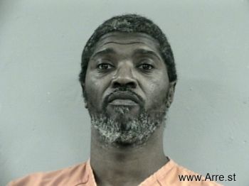 Latroy  Daniels Mugshot