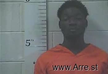 Marquiaveon  Davis Mugshot