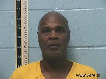 Michael Carlos Magee Mugshot