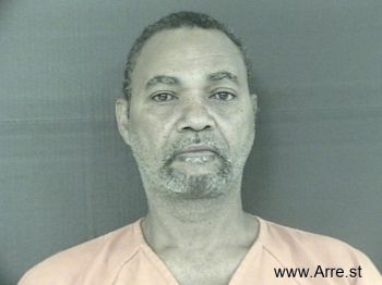 Michael Orlando Woodard Mugshot