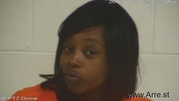 Nacorya  Waller Mugshot