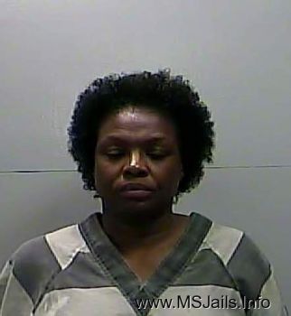 Quadeera J Cushmeer Mugshot