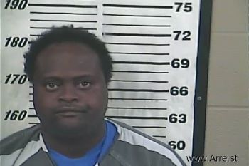 Robert Junior Moore Mugshot