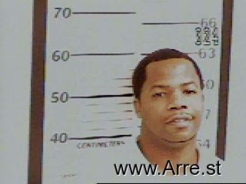 Tevares  Adams Mugshot