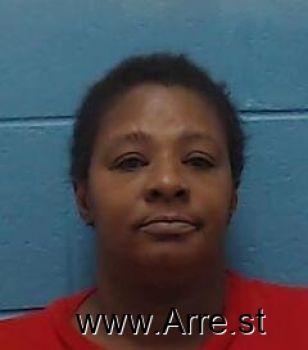 Trenica  Daniels Mugshot