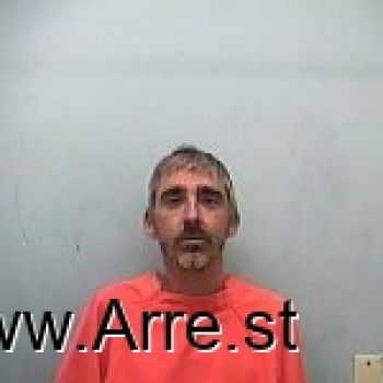 Travis Wayne Wallace Mugshot