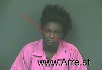 Tyiesha Monique Green Mugshot