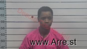 Victoria Ashanti Smith Mugshot