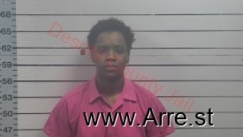 Victoria Ashanti Smith Mugshot