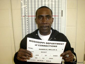 Willie  Daniels Mugshot