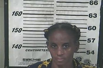 Yvette D Husband Mugshot