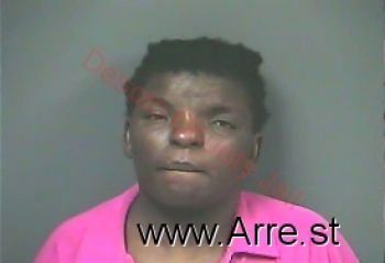 Yolanda Rochelle Tucker Mugshot