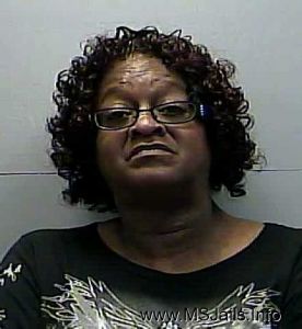 Linda  Cox Arrest Mugshot