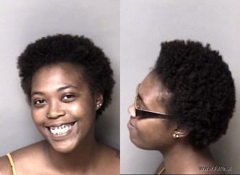 Ashley Marie Wallace-lloyd Mugshot