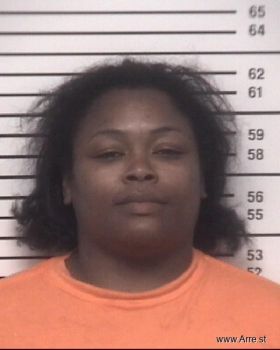 Catandra Lashay Robinson Mugshot