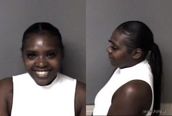 Daneirah Latasha Nicholson Mugshot