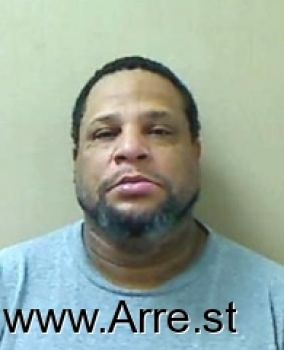 Dennis E Simmons Mugshot