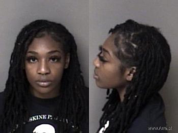 Destiny Markeria Shanta Adams Mugshot