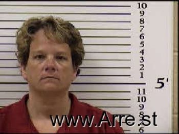 Jennifer Lyndsey Ladd Mugshot