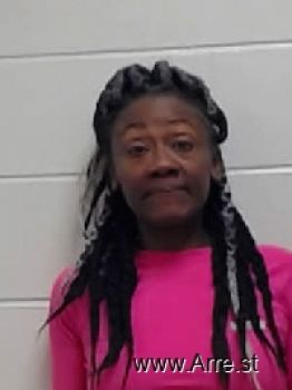 Latonya  Roberson Mugshot