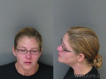 Laura Michelle Buckles Mugshot