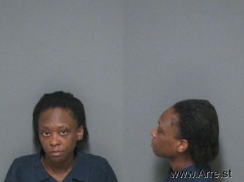 Naquala Shanta Evans Mugshot