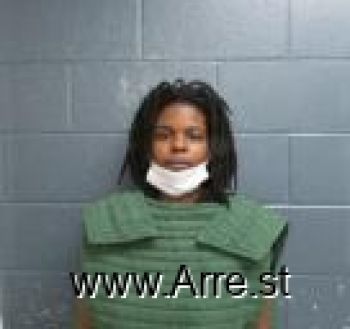 Quanisha Jesha Fennell Mugshot