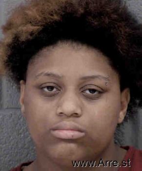 Raven Norisa Mcilwain Mugshot