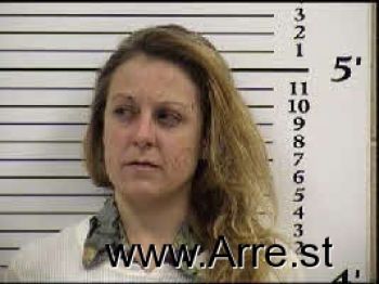 Ruth Elizabeth Cairnes Mugshot