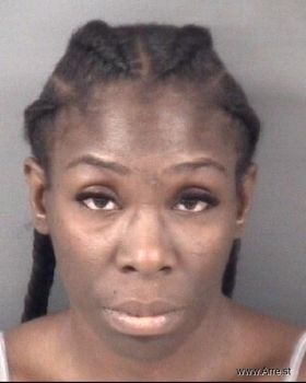 Shaquondra Nicole Reeves Mugshot