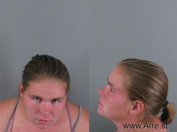 Summer Mae Moore Mugshot