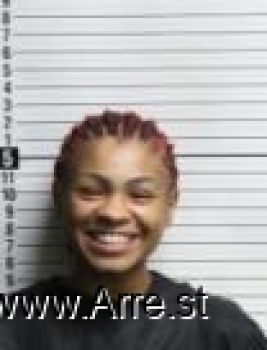 Tanajah La-nett Shivers Mugshot