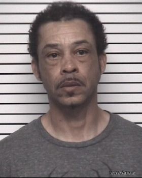 Travis Lamont Lewis Mugshot