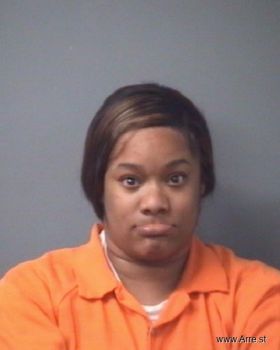 Troi Lashaun Farmer Mugshot