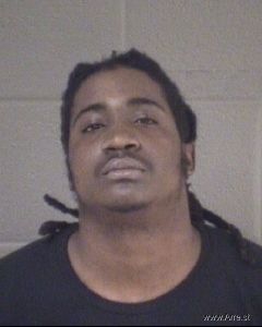 Dalarion Searles Arrest Mugshot