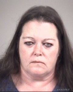 Lisa Rayfield Arrest Mugshot