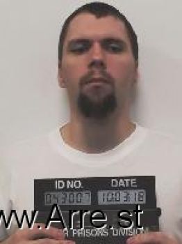 Travis Bryan Russell Mugshot