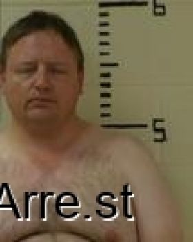 Travis Wayne Stringer Mugshot