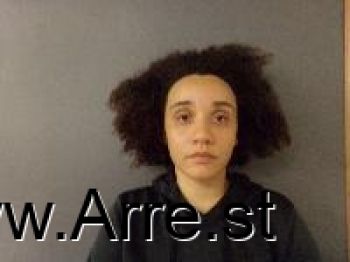 Isabel L Pone Mugshot