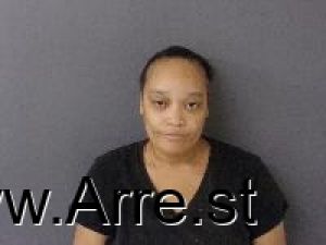 Laquonda Nipper Arrest Mugshot