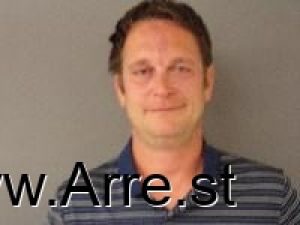 Travis Schraufnagel Arrest Mugshot