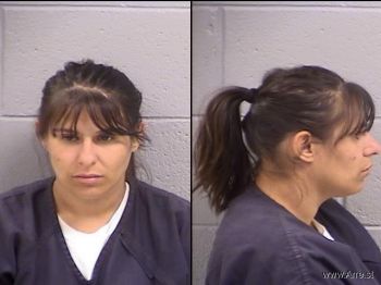 Elaina Veree Chavez Mugshot