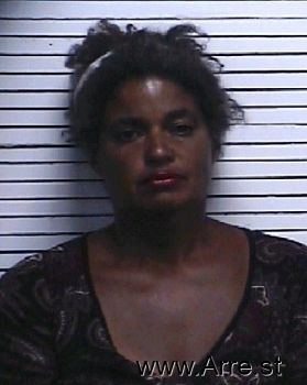 Laura Elizabeth Jackson Mugshot