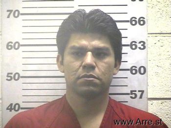 Leonard  Flores Mugshot