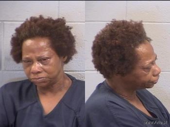 Linda Jenette Henry Mugshot